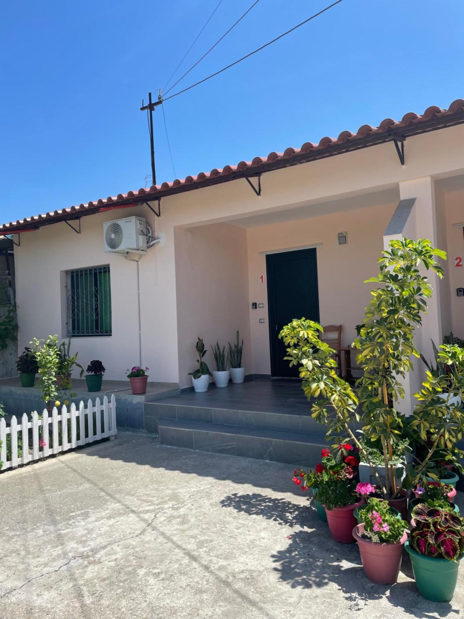 Rental Houses Dukaj Vlorë 外观 照片